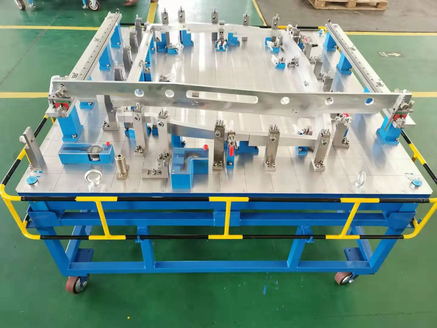 Revealing the complex manufacturing process of measuring tools