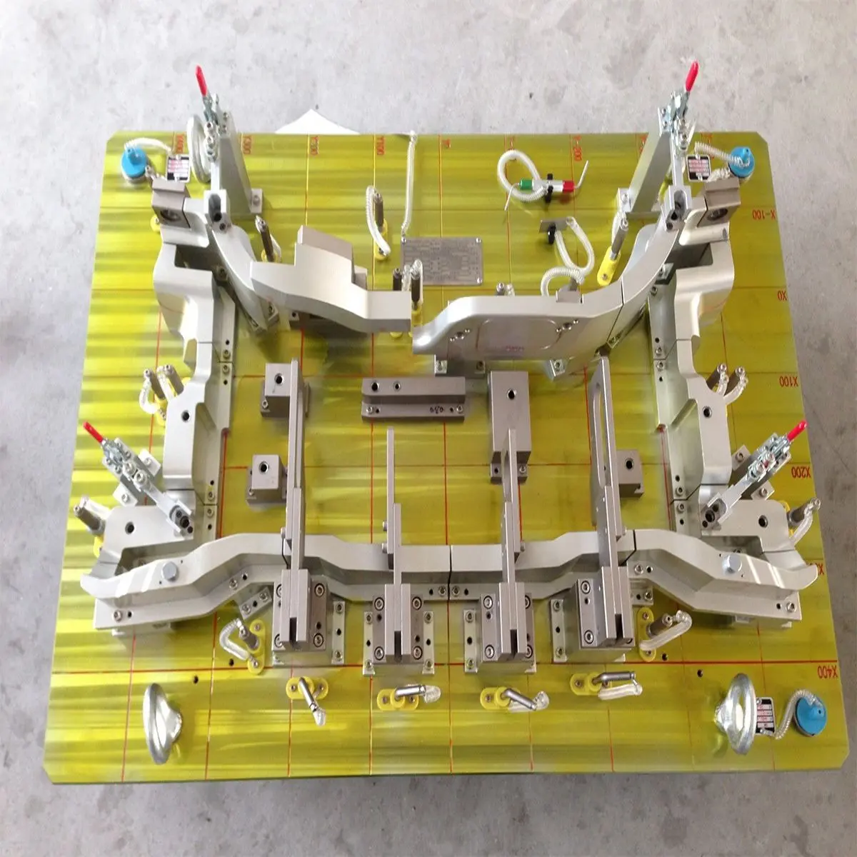 Checking fixture sturdy metal frame adjustable carframe safty